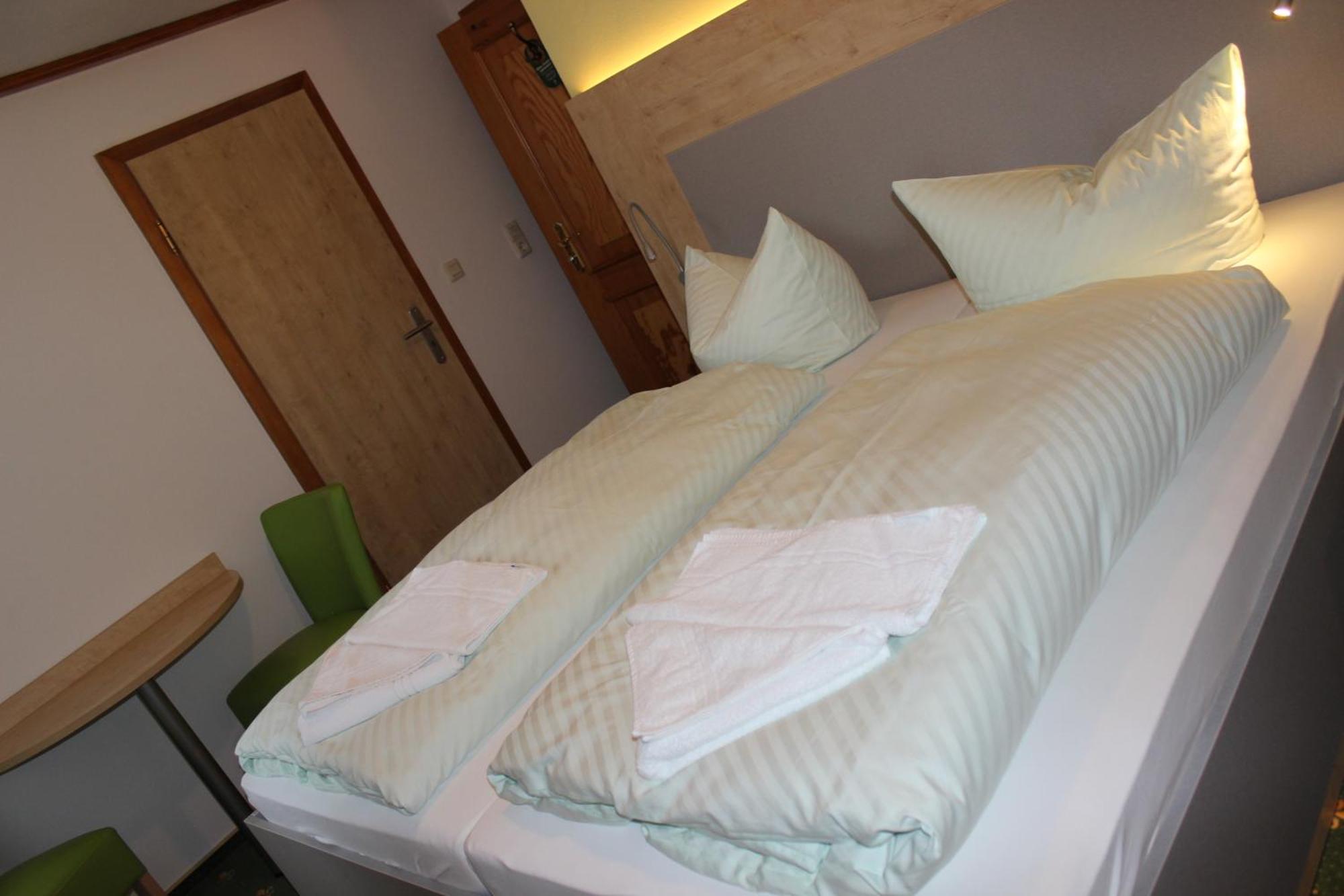 Landhotel Gasthof Zwota Klingenthal Exteriör bild