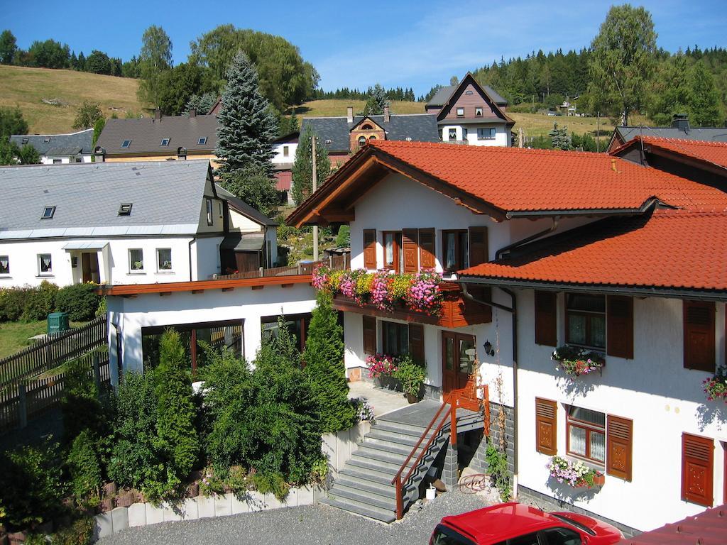 Landhotel Gasthof Zwota Klingenthal Exteriör bild